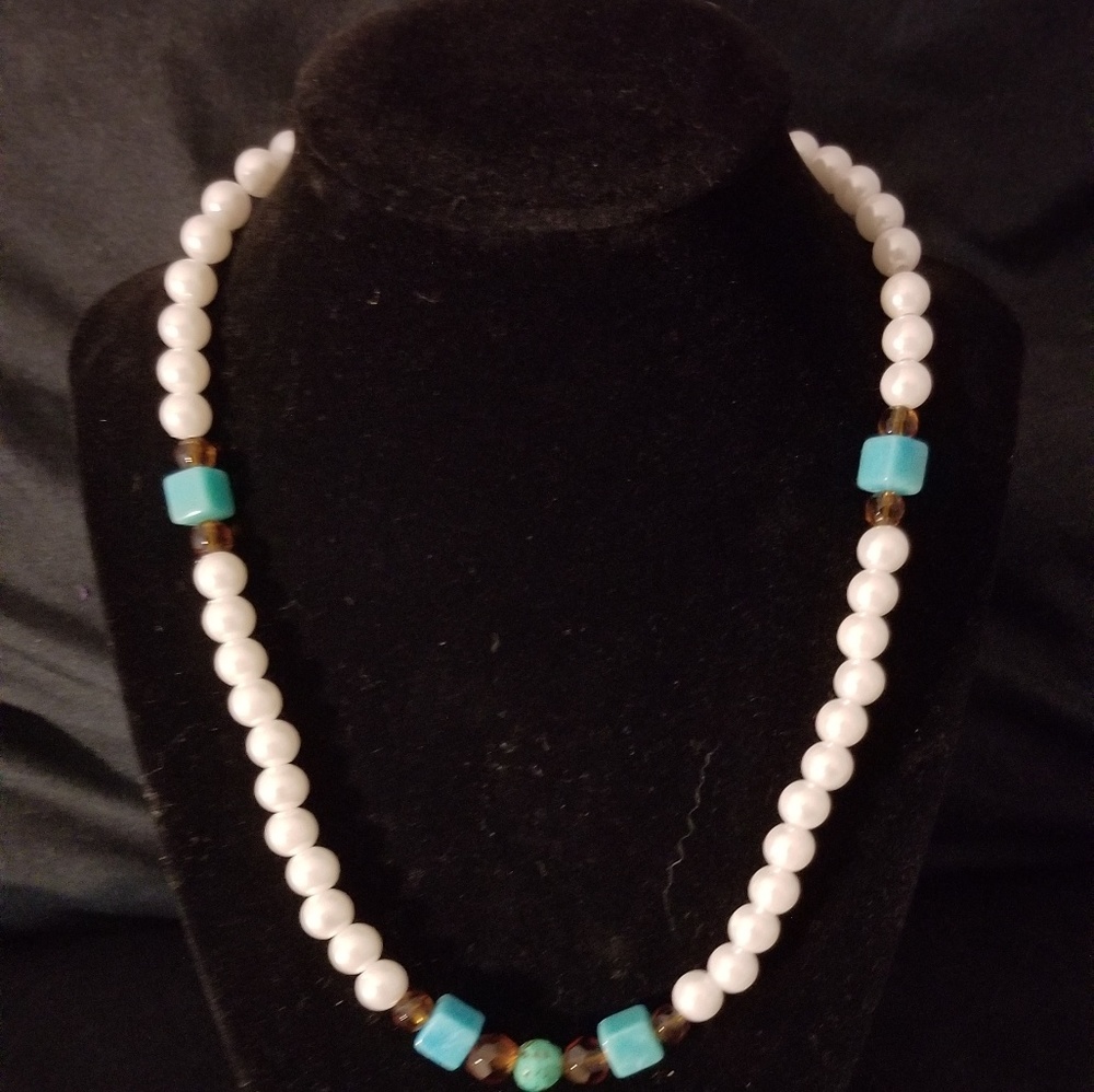 Pearl Necklace with Turquoise accents
